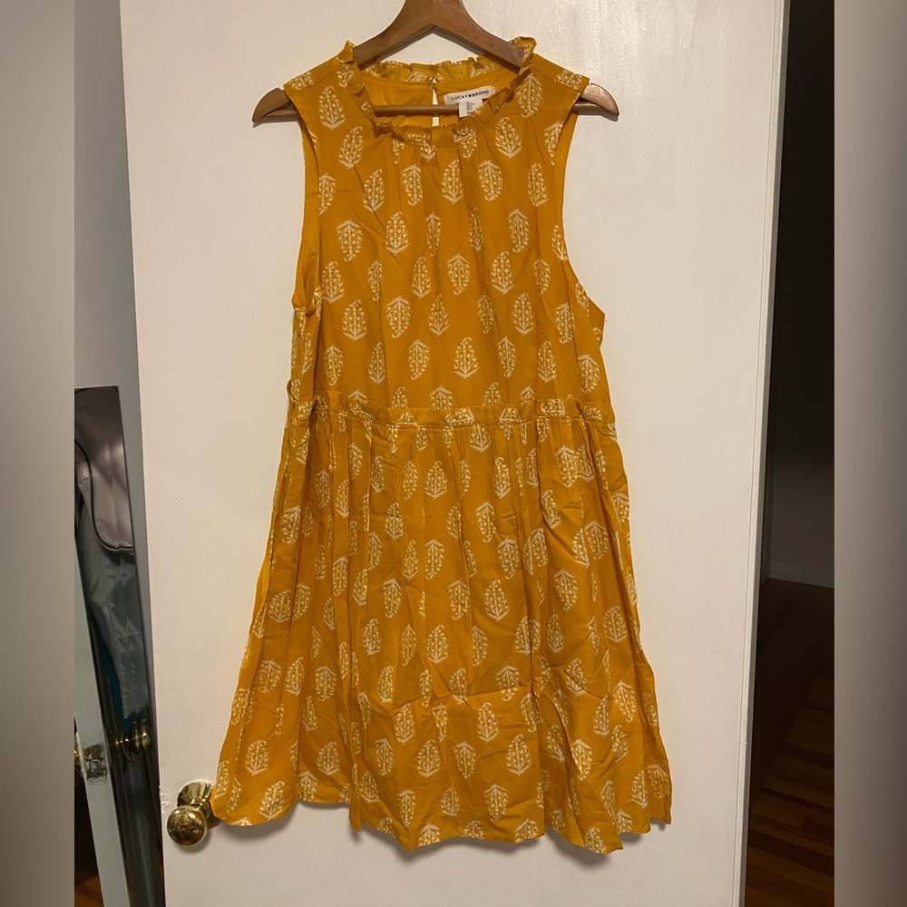 Lucky Brand Mustard Yellow Sleeveless Leaf Print Dress